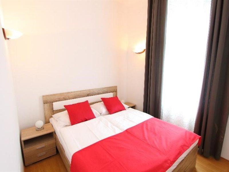 Checkvienna - Edelhof Apartments Luaran gambar