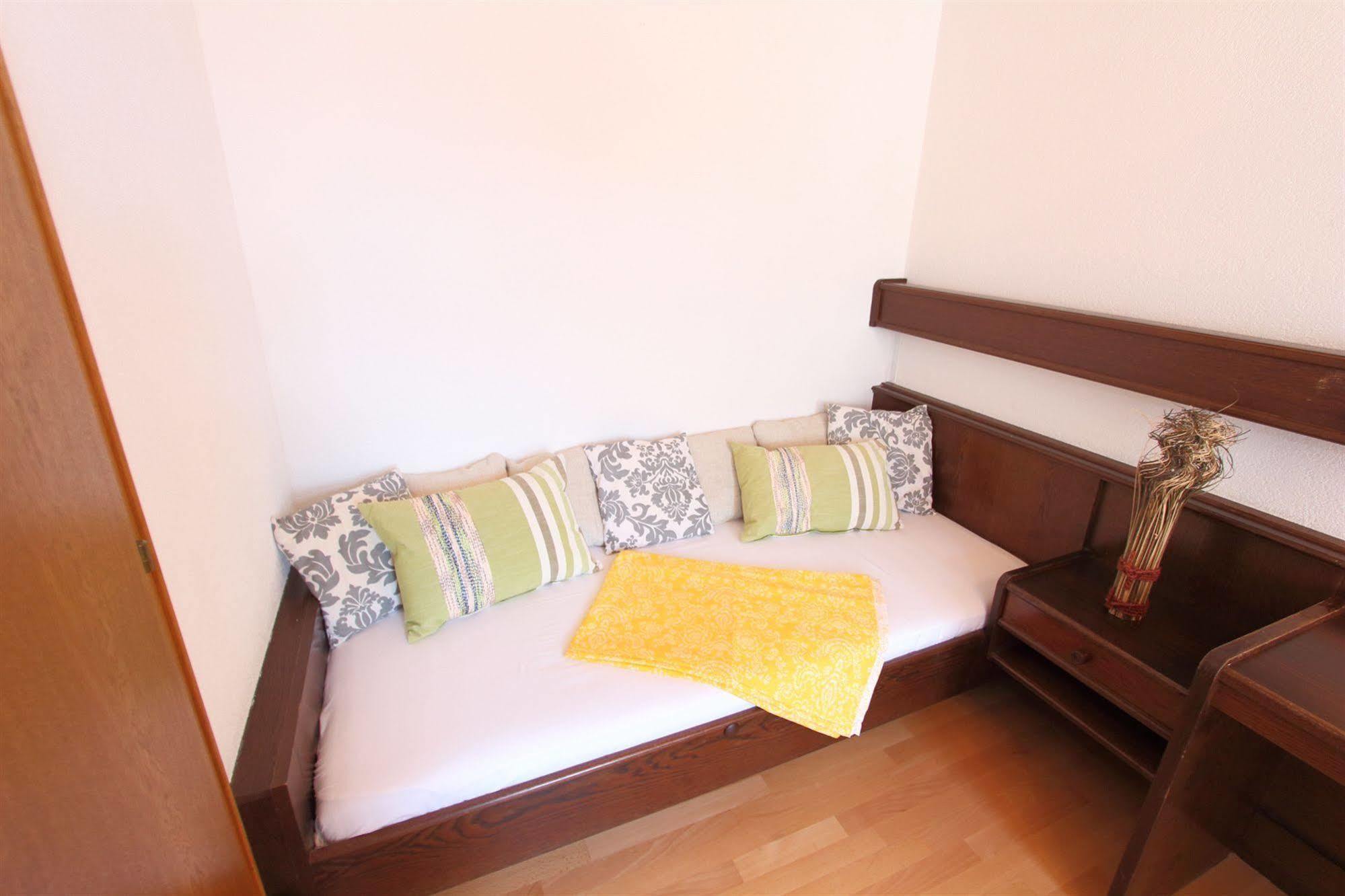 Checkvienna - Edelhof Apartments Luaran gambar