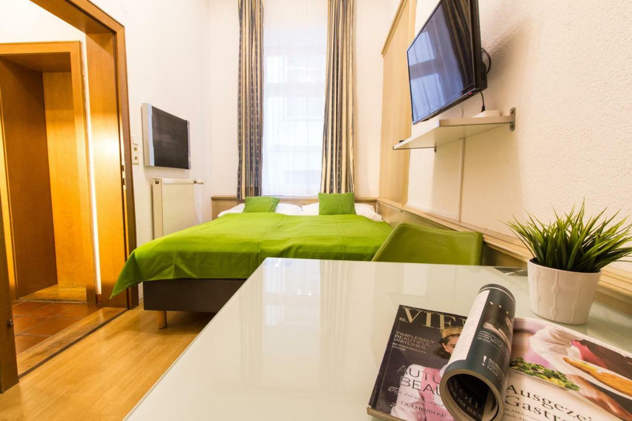 Checkvienna - Edelhof Apartments Luaran gambar